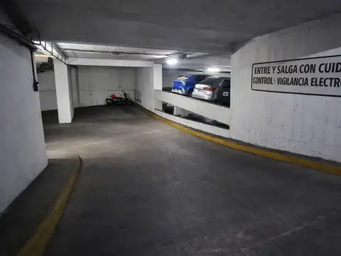 VENTA DE COCHERA CENTRICA URQUIZA 1300 EN ROSARIO