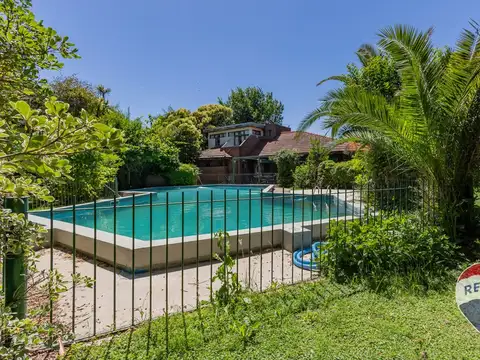 CASA QUINTA EN VENTA LA PLATA