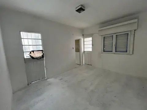 Depto Tipo Casa 3 ambientes con 1 baño