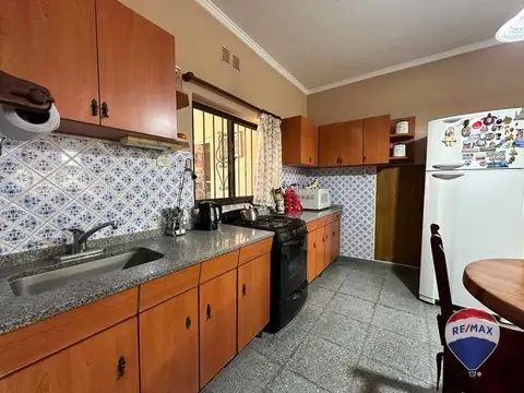 CASA 3 AMBIENTES EN VENTA EN EL JAGUEL