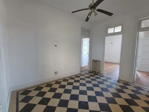 VENTA CONSTITUCION DEPARTAMENTO 5 AMBIENTES