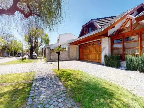 Casa en Venta de 5 dormitorios