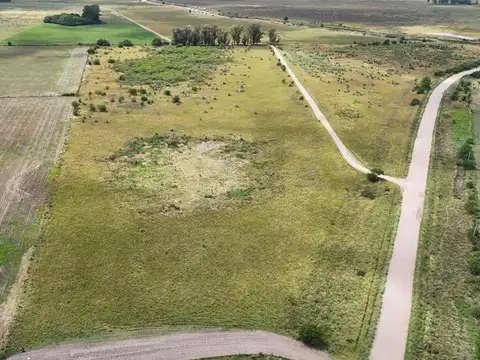 VENTAPERMUTA CAMPO DE 10 HECTARIAS LAGUNA DE LOBOS