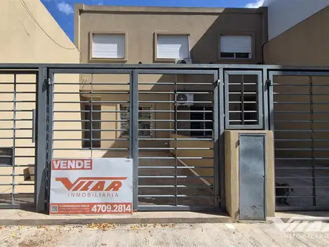 Duplex 4 amb  en venta c/ cochera y patio APTO CREDITO  - Villa Martelli