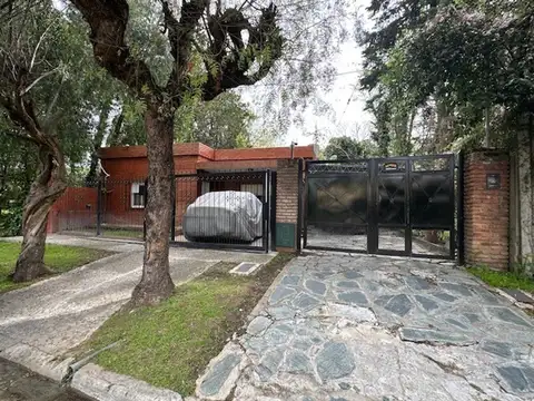 Casa multifamiliar a la venta en Don Torcuato