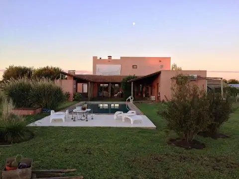 Quinta en Venta de 4 dormitorios