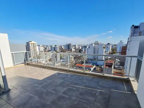 Duplex  en Calle 16  e/  53 y 54