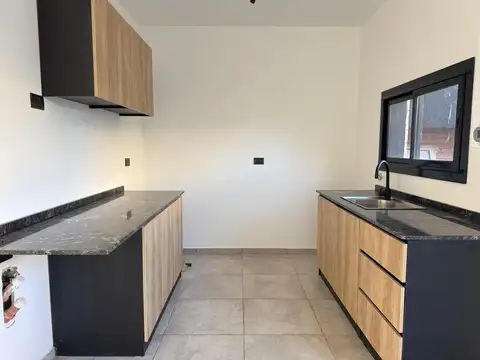 Depto Tipo Casa en Venta de 3 ambientes