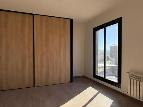 Depto Tipo Casa en Venta en Manantiales, USD 135.000