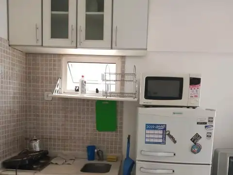 INMOBILIARIA VENDE MONOAMBIENTE EQUIPADO Y AMOBLADO