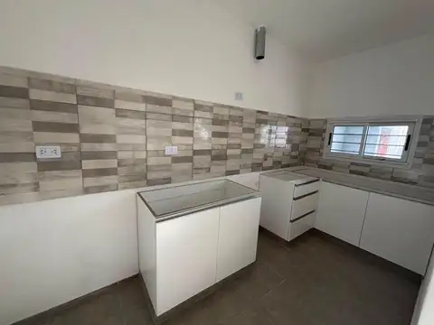 Casa en Venta en Los Naranjos, USD 110.000