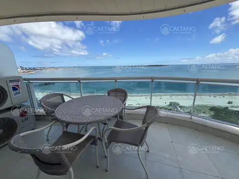 venta MILLENIUM TOWER mansa frente al mar tres suites y dependencias