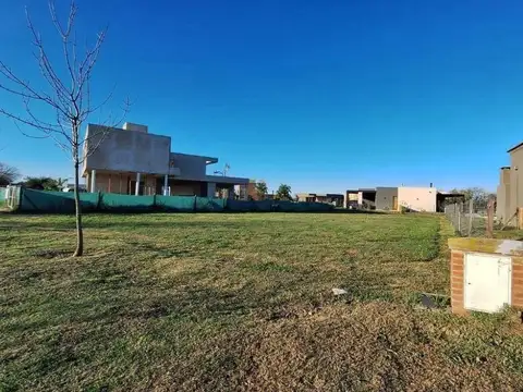 Terreno en Venta de 894,0 m2