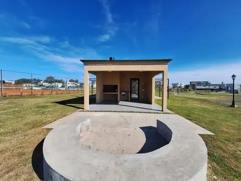 RBS. EN OPORTUNIDAD HERMOSO LOTE INTERNO EN BARRIO SANTA ELI