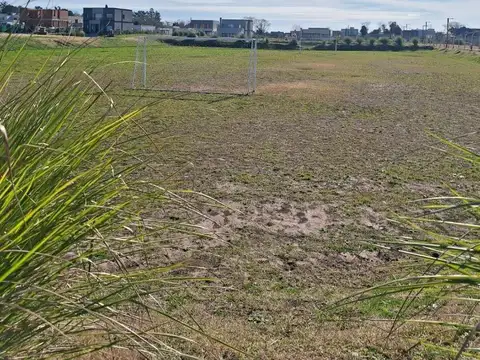 RBS. EN OPORTUNIDAD HERMOSO LOTE EN BARRIO SANTA ELI