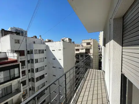 Venta| Departamento 4 ambientes con balcón | Palermo
