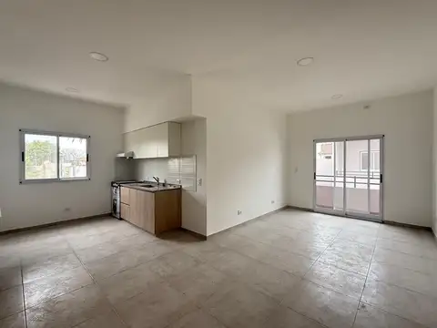 Alquiler 2 ambientes con balcón Villa Lynch 