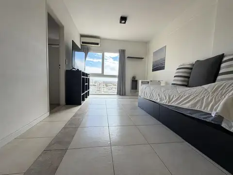 Monoambiente en venta | piso 12 | muy luminoso | vista abierta  | baulera