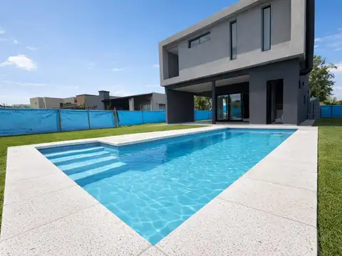 Casa a estrenar de 4 ambientes en Zelaya, Barrio Privado San Ramón, Pilar del Este