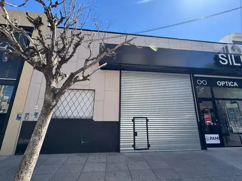 Local apto consultorios Saavedra 124