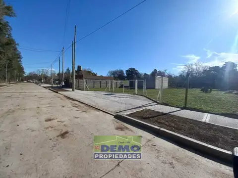 Terreno en Venta 20  mts Fondo
