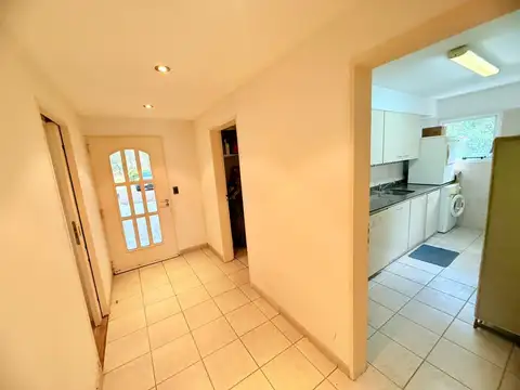 Casa en Venta con 8 cocheras