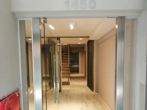 Exclusivo 3 ambientes amoblado y equipado con balcón y parrilla en la mejor zona de Colegiales