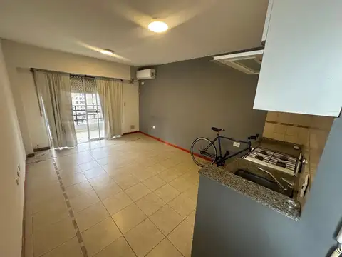 ALQUILER MONOAMBIENTE PISO ALTO - PILETA- PARRILLA