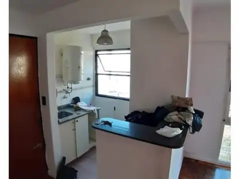 DEPTO 2 AMB AL FRENTE. SOBRE GAONA A 1 CUAD. DE ESTACION.