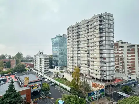 Departamento en Venta en Olivos Vías/Río, USD 220.000