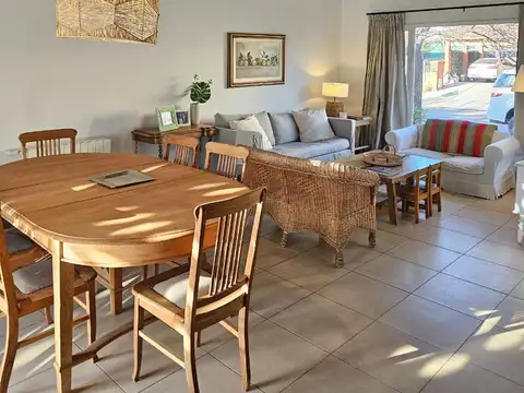Casa en Venta en Godoy Cruz, USD 380.000