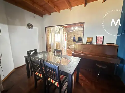 Depto Tipo Casa 4 ambientes con 2 baños