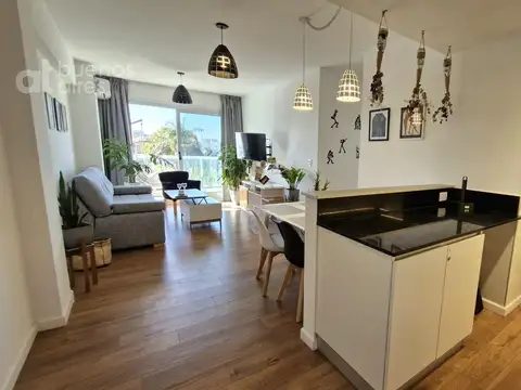 Departamento 2 ambientes con balcón en alquiler temporario en Villa Urquiza