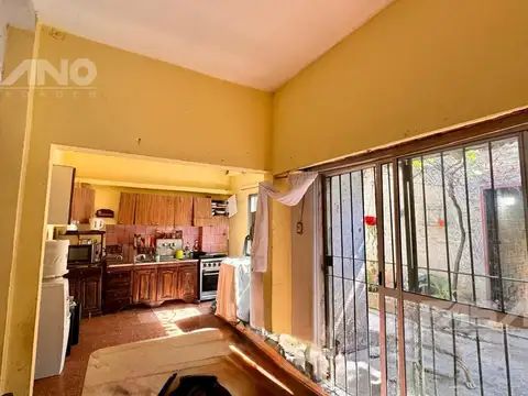 CASA | 3 AMB. A REFACCIONAR / TERRENO 432m2 | JOSE LEON SUAREZ