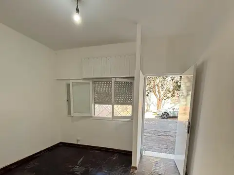 ALQUILER MONOAMBIENTE, zona La Tablada, Ptdo. La Matanza, Prov. Buenos Aires