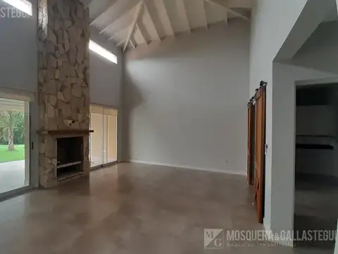 Casa en Alquiler 16 años