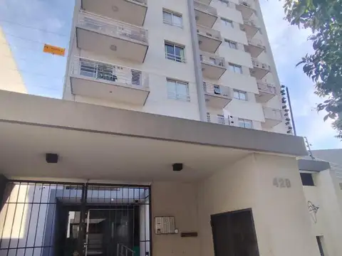 Departamento 2 ambientes c/balcon al frente