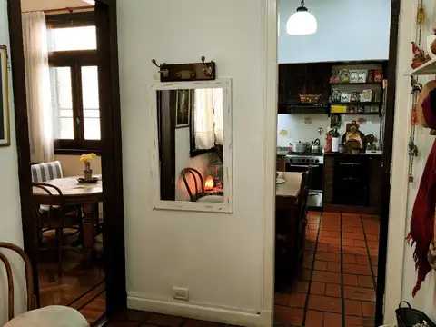 DEPARTAMENTO 4 AMBIENTES CON BALCON AL FRENTE. LAVALLE 90 PISO 2º AVELLANEDA