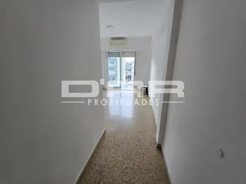 Av B Rivadavia 9600, Piso 7