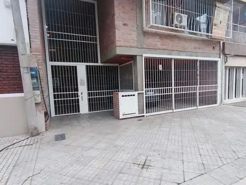 MONOAMBIENTE AMPLIO CON TERRAZA EXCLUSIVA,PILETA Y PARRILLERO