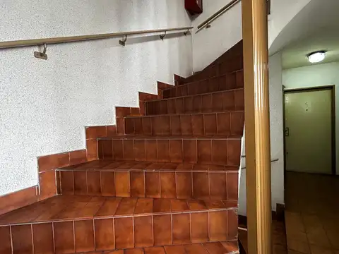 Departamento monoambiente dividido - cocina separada - zona centro en Venta - Morón