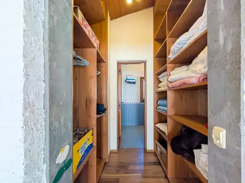 Casa en Venta en Funes Hills San Marino, USD 450.000