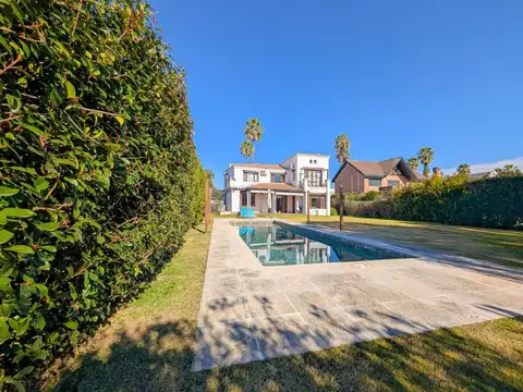 CASA 3D - JARDIN - PISCINA - FUNES HILLS SAN MARINO