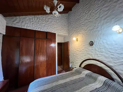 VENTA CASA 3 AMBIENTES LOTE 1000Mts2 PARQUE LELOIR