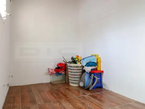 Depto Tipo Casa en Venta 45 años