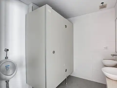 Oficina en Venta con 1 cochera