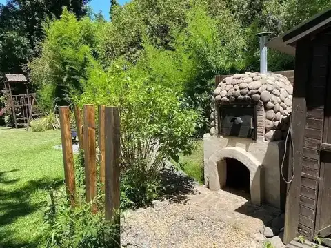 Casa 6 ambientes con 4 baños