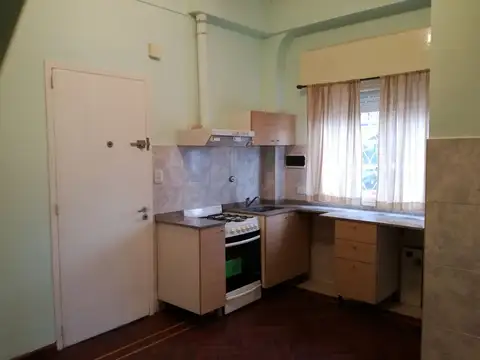 Depto Tipo Casa en Alquiler de 2 ambientes