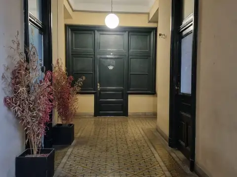 Oficina en Alquiler 100 años