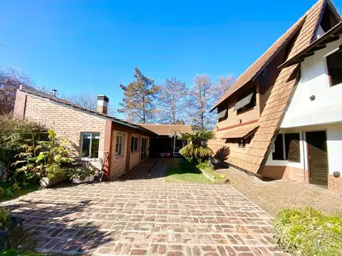 Casa 4 ambientes con 3 baños